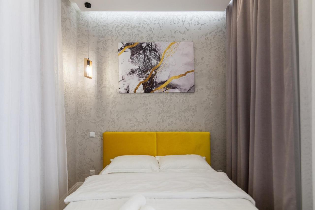 Royal Vip Apartment On Pidmurna 24 リヴィウ エクステリア 写真