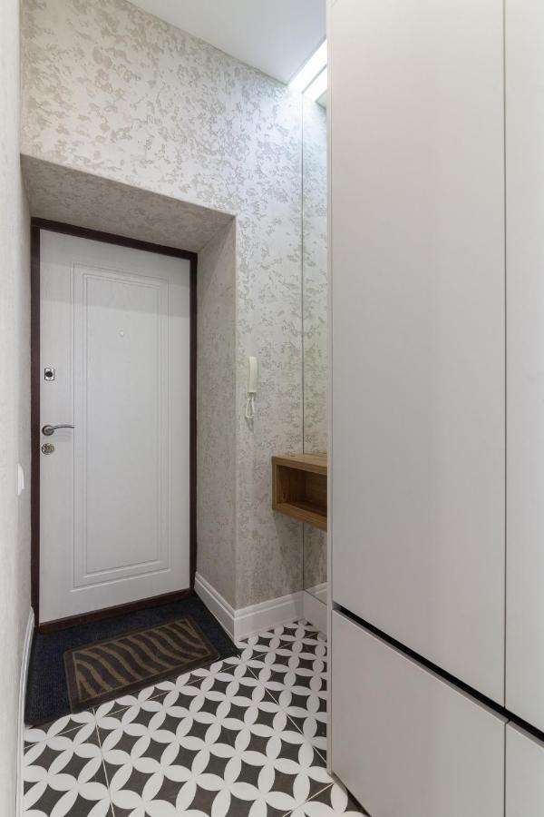 Royal Vip Apartment On Pidmurna 24 リヴィウ エクステリア 写真
