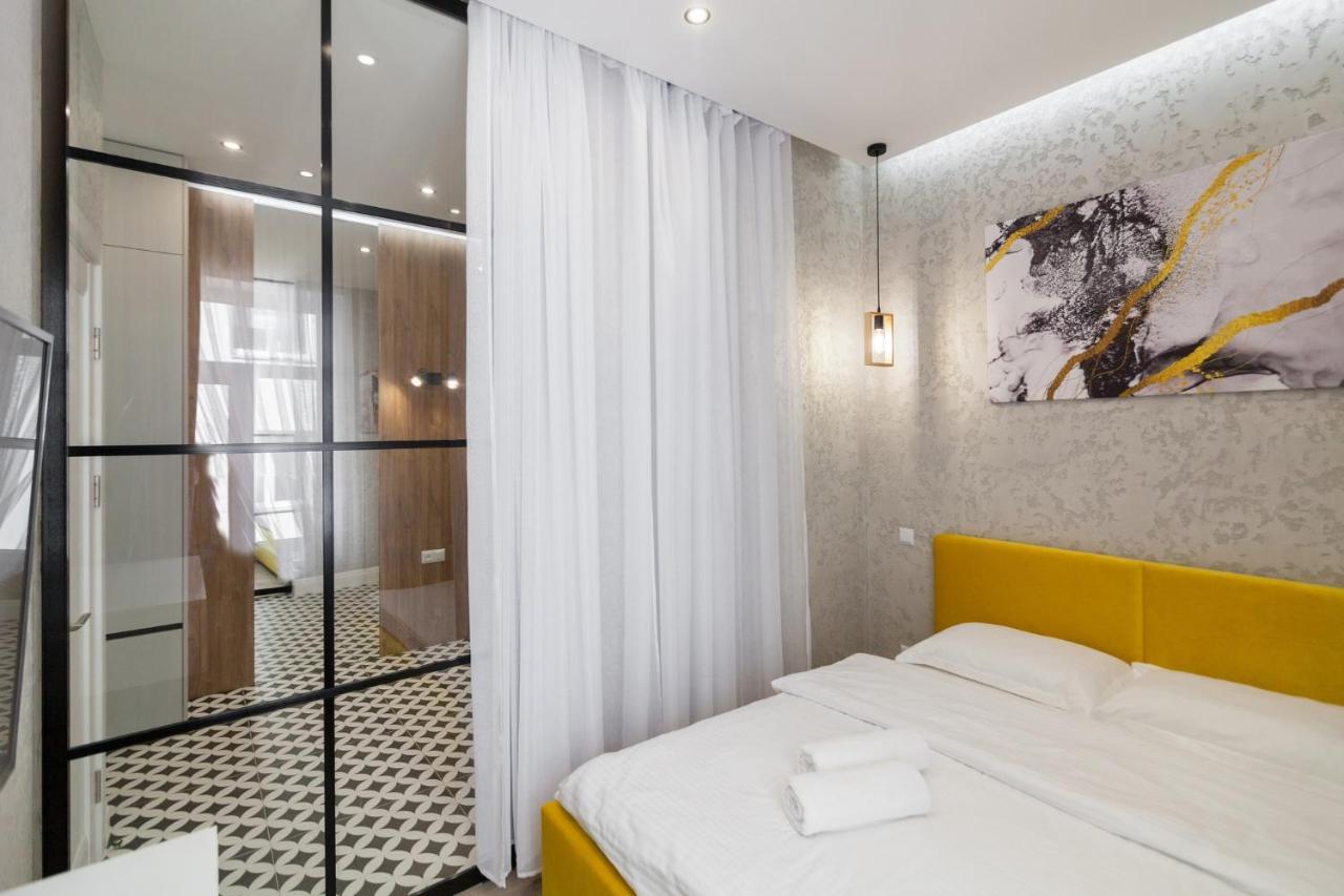 Royal Vip Apartment On Pidmurna 24 リヴィウ エクステリア 写真